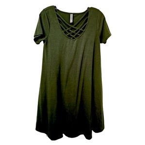 Army Green Zenana Premium Lattice Top size medium w/ pockets